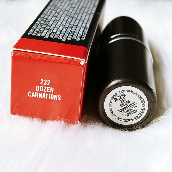 NEW IN BOX 232 Dozen Carnations Cremesheen Lipstick MAC Full Size - Picture 10 of 16